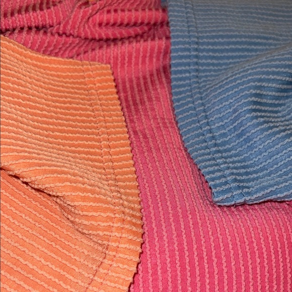 Colorful Women's Ribbed Top - Picture 4 of 4